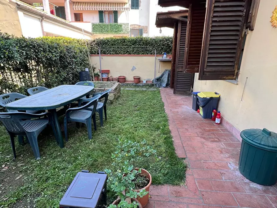 Immagine 5 di Trilocale in vendita  in Via Chiantigiana a Lastra A Signa