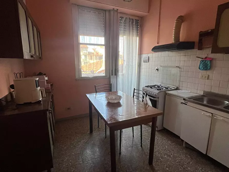 Immagine 10 di Quadrilocale in vendita  in Via Carlo del Greco a Firenze