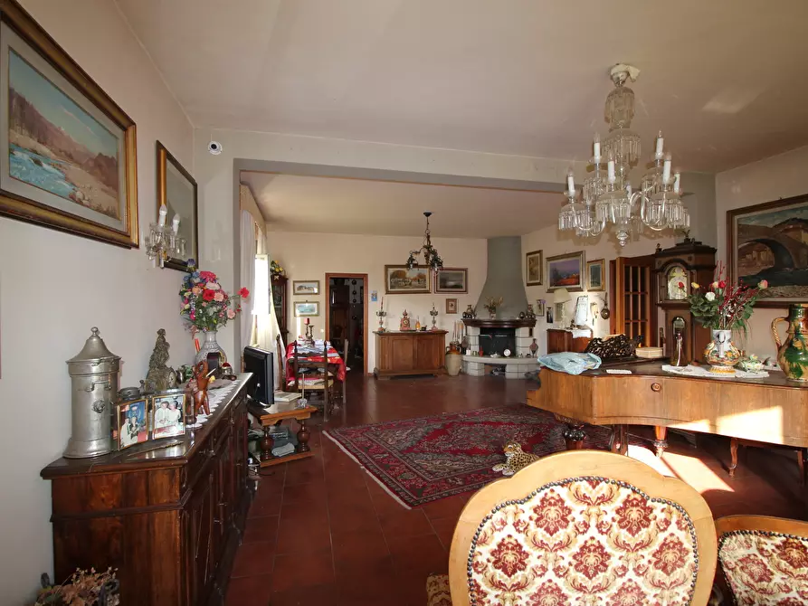 Immagine 4 di Appartamento in vendita  in Via Martiri di Campo di Marte a Vicchio