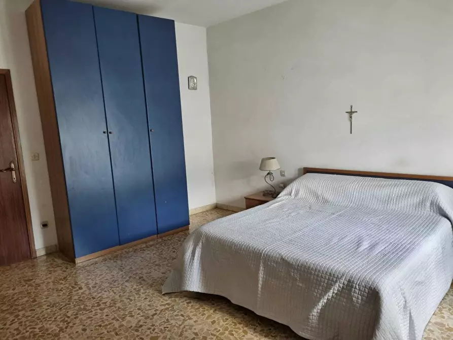 Immagine 15 di Pentalocale in vendita  in Via Fabio Filzi 9 a Prato