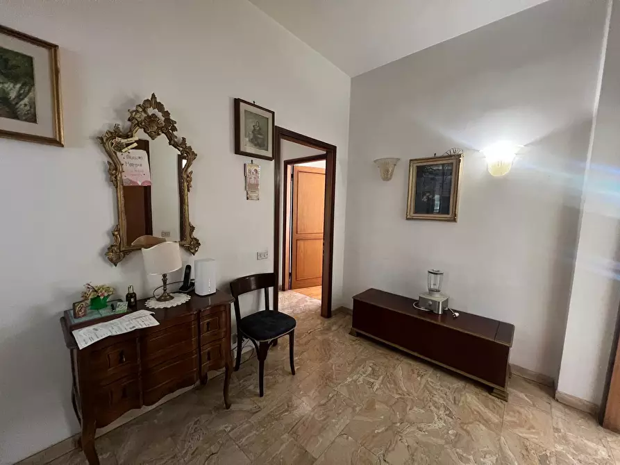 Immagine 18 di Appartamento in vendita  in Via delle Panche 50 a Firenze