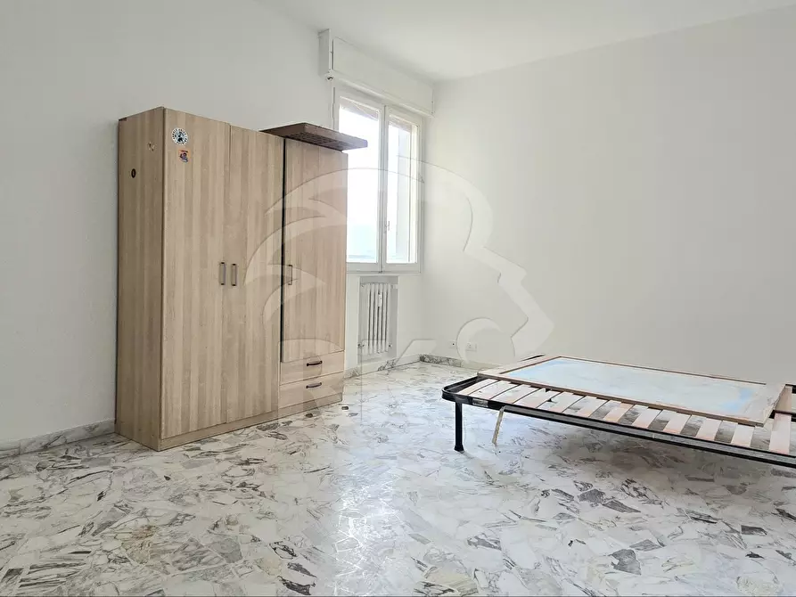 Immagine 10 di Pentalocale in affitto  a Bologna