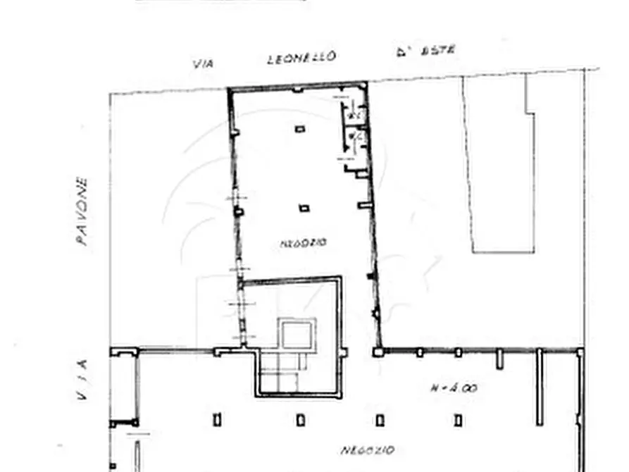 Immagine 13 di Locale commerciale in vendita  in VIA del PAVONE 73 a Ferrara