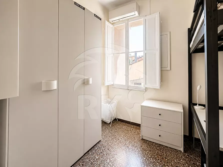 Immagine 6 di Pentalocale in affitto  in Via dell'Indipendenza 38 a Bologna