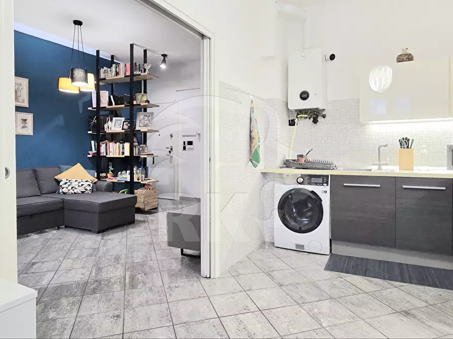 Immagine 8 di Trilocale in vendita  a Bologna