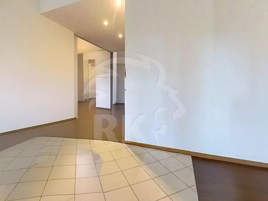 Immagine 17 di Pentalocale in vendita  in via Delle Rose 32 a Bologna