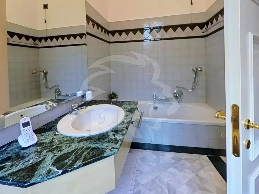 Immagine 20 di Villa in vendita  in via Porrettana 242 a Sasso Marconi