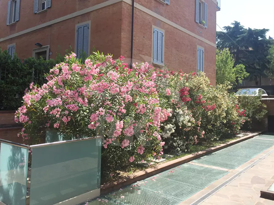 Immagine 18 di Villa in vendita  in Via Dotti 16 a Bologna