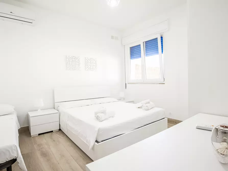 Immagine 28 di Villa in vendita  in Via Costa del Sole 37 a Siracusa