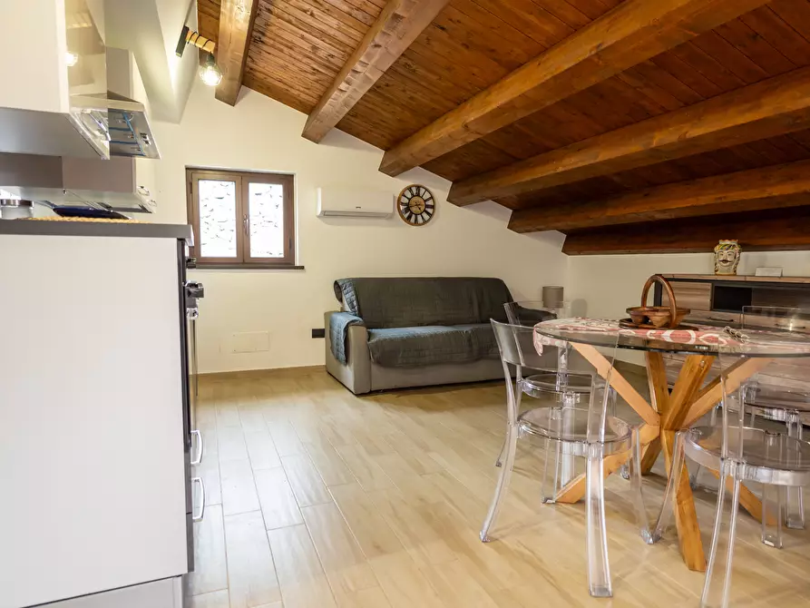 Immagine 82 di Villa in vendita  in Via Vincenzo Bellini 163 a Piedimonte Etneo