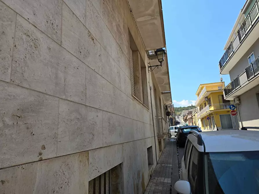 Immagine 19 di Appartamento in vendita  in Via Vittorio Emanuele III 288 a Canicattini Bagni