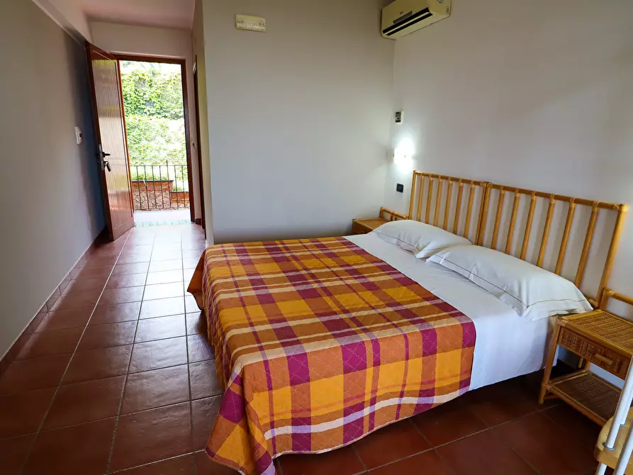 Immagine 39 di Albergo/B&B/Residence in vendita  in Via Nazionale 203 a Taormina