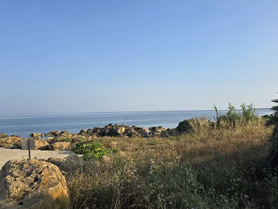 Immagine 27 di Villa in vendita  in Via Vasco de Gama a Siracusa
