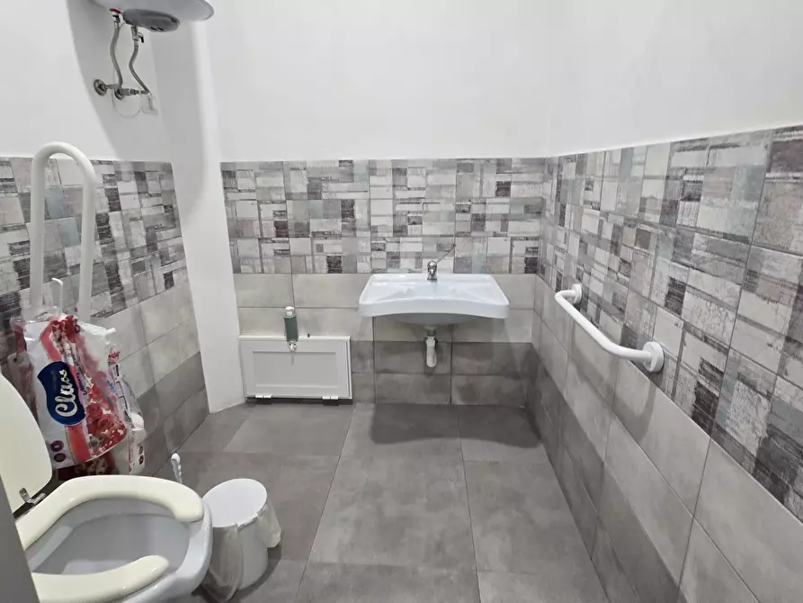 Immagine 10 di Capannone industriale in vendita  in Via Malta 100 a Siracusa