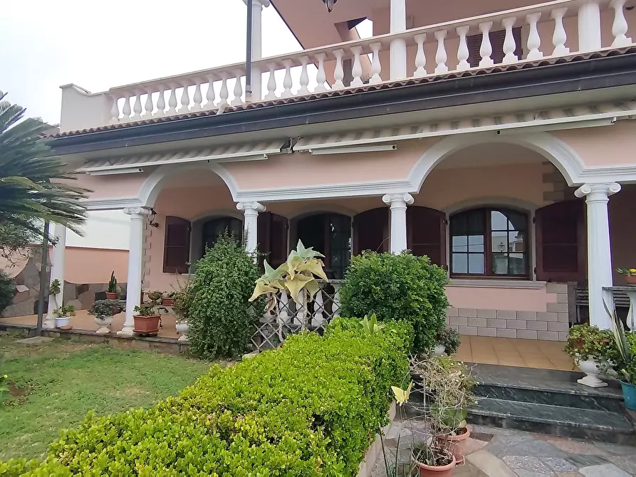 Immagine 24 di Villa in vendita  in Via Stromboli 7 a Siracusa