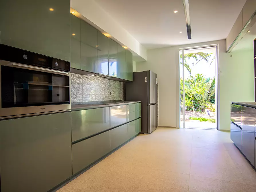 Immagine 11 di Villa in vendita  in Via La Maddalena 35 a Siracusa