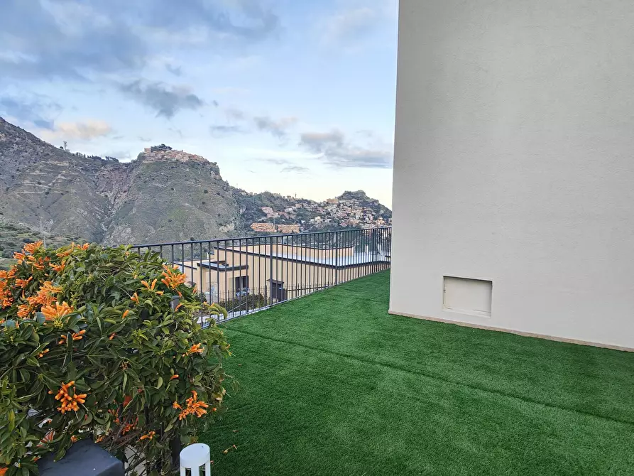 Immagine 8 di Villa in vendita  in c.da mastrissa snc a Taormina