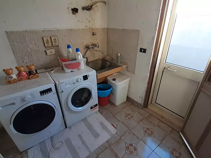 Immagine 40 di Casa indipendente in vendita  in Via Procida 9 a Canicattini Bagni