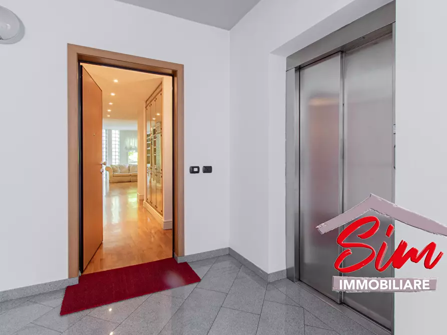 Immagine 2 di Attico in vendita  in Via Solferino snc a Novara