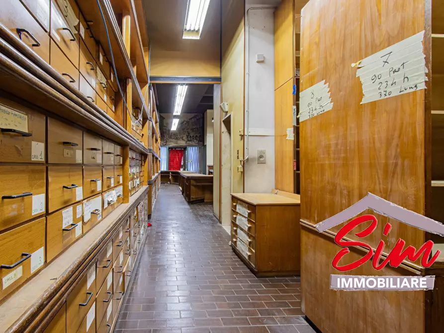 Immagine 11 di Locale commerciale in vendita  in Via Fratelli Rosselli sn a Novara