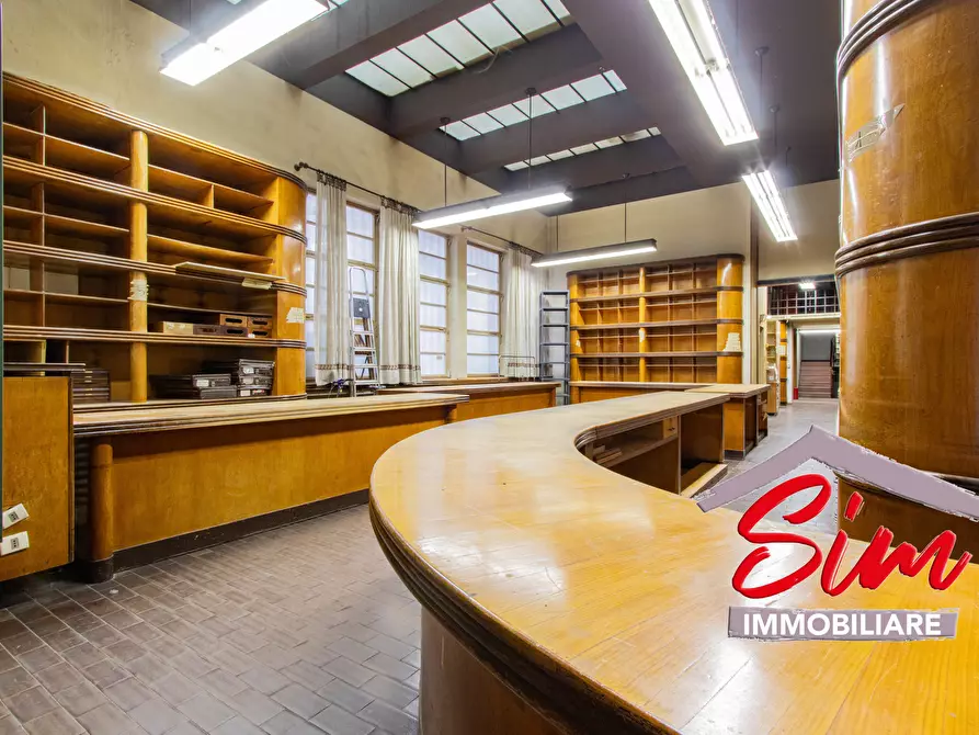 Immagine 3 di Locale commerciale in vendita  in Via Fratelli Rosselli sn a Novara