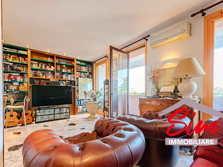 Immagine 8 di Pentalocale in vendita  in Baluardo La Marmora 19 a Novara