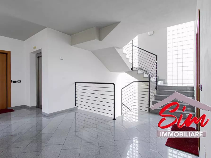 Immagine 34 di Attico in vendita  in Via Solferino snc a Novara