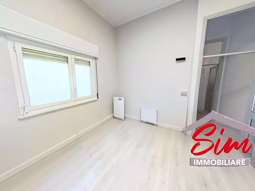 Immagine 5 di Trilocale in vendita  in Via Perazzi sn a Novara