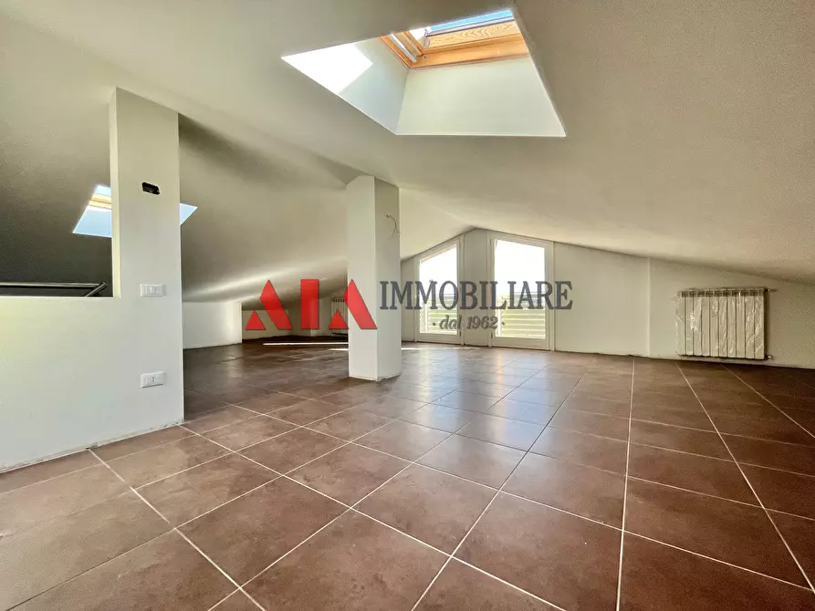 Immagine 17 di Attico in vendita  in Via Valdera Sud a Pontedera