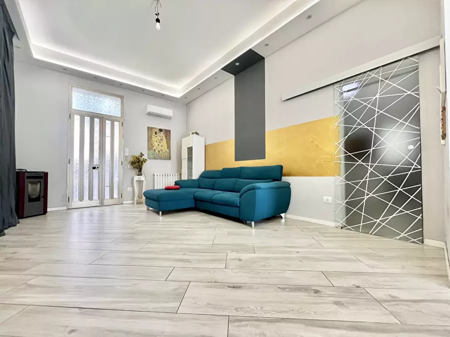 Immagine 3 di Villa in vendita  in Via Fabio Filzi a Pontedera