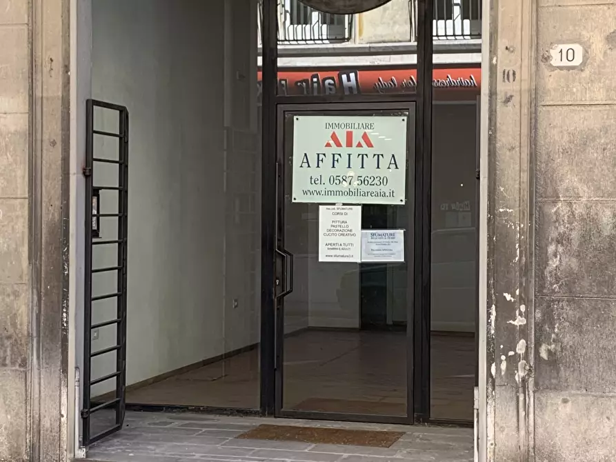Immagine 2 di Locale commerciale in affitto  in Via I° Maggio a Pontedera