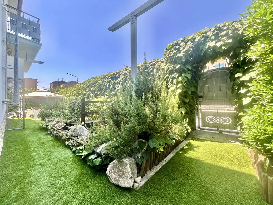 Immagine 31 di Casa bifamiliare in vendita  in SS439 a Buti