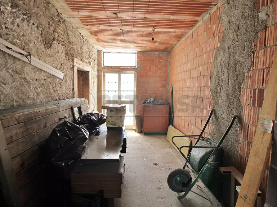 Immagine 11 di Bilocale in vendita  in Via Canova 6 a Gambellara