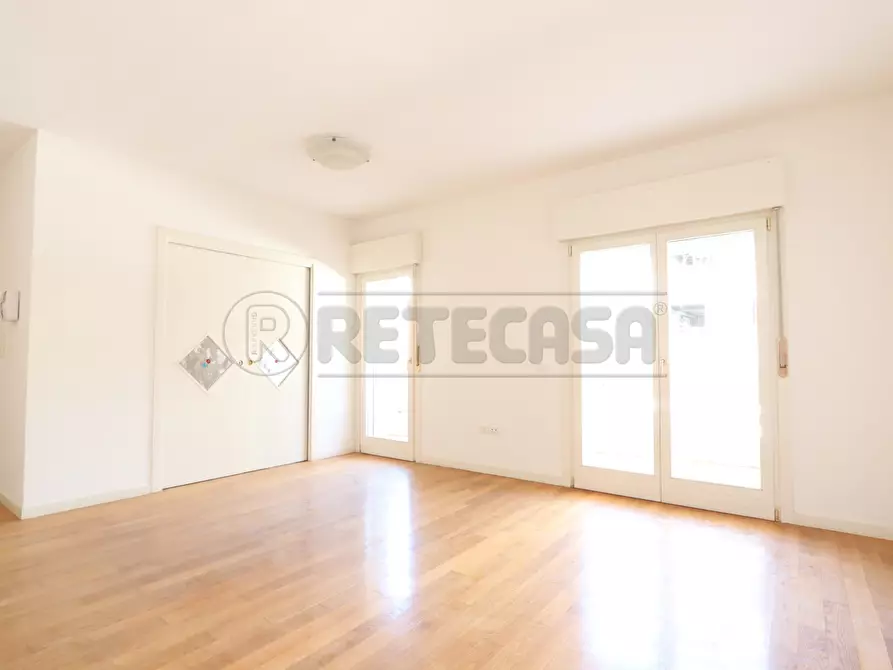 Immagine 6 di Trilocale in vendita  in Via Riello 30 a Vicenza