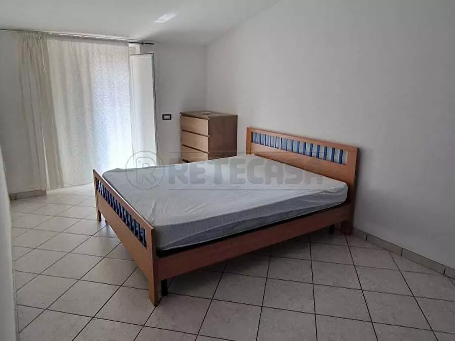 Immagine 3 di Bilocale in affitto  a Mercato San Severino