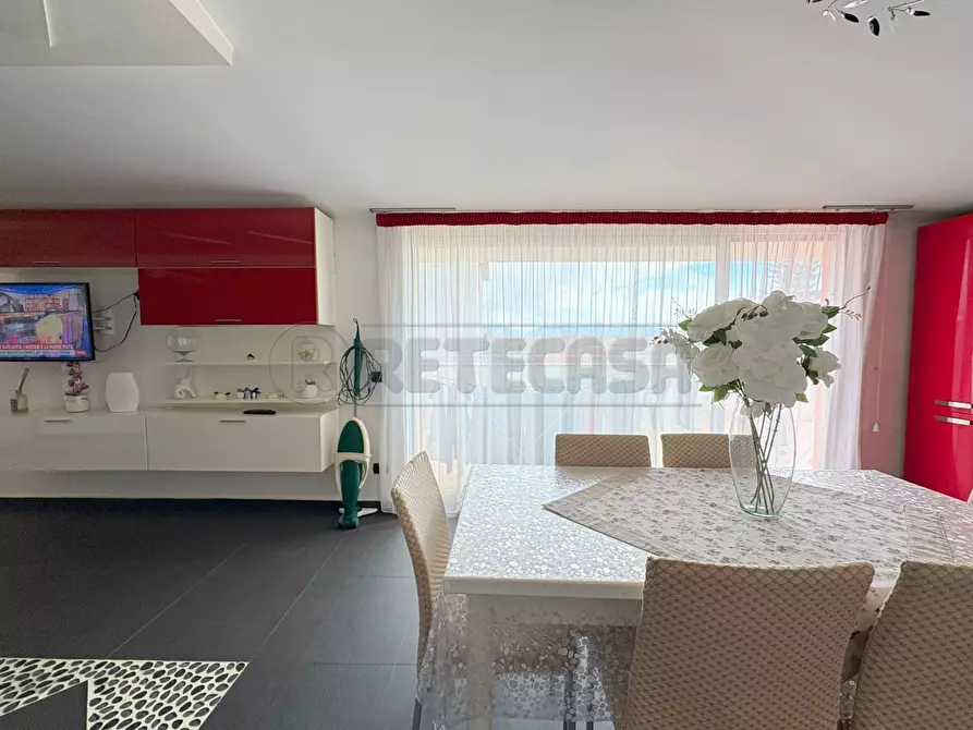 Immagine 56 di Mansarda in vendita  in Via Nicola Gaglione a Marcianise