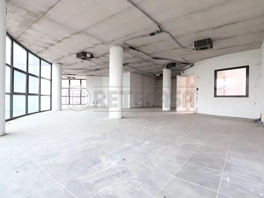 Immagine 40 di Ufficio in affitto  a Vicenza