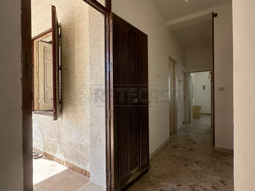 Immagine 10 di Villetta a schiera in vendita  a Campobello Di Mazara