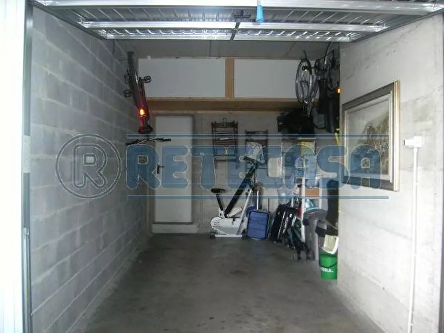 Immagine 10 di Bilocale in vendita  a Sorisole