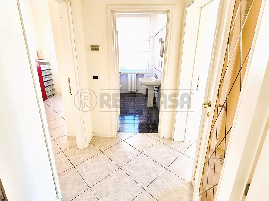 Immagine 5 di Ufficio in affitto  in via Orazio 123 a Pescara