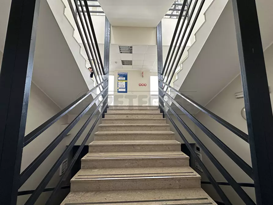 Immagine 24 di Locale commerciale in vendita  a Mazara Del Vallo