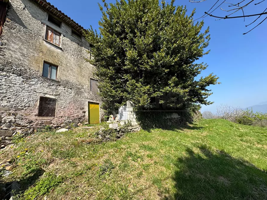 Immagine 4 di Casa semindipendente in vendita  in Contrada Marcantoni 3 a Valdagno
