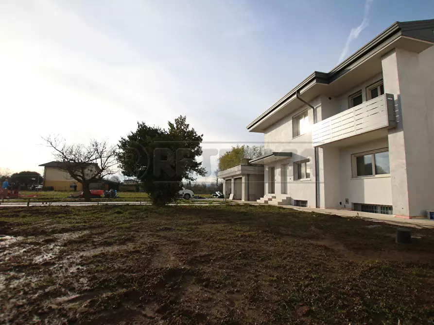 Immagine 46 di Porzione di casa in vendita  a Caldogno