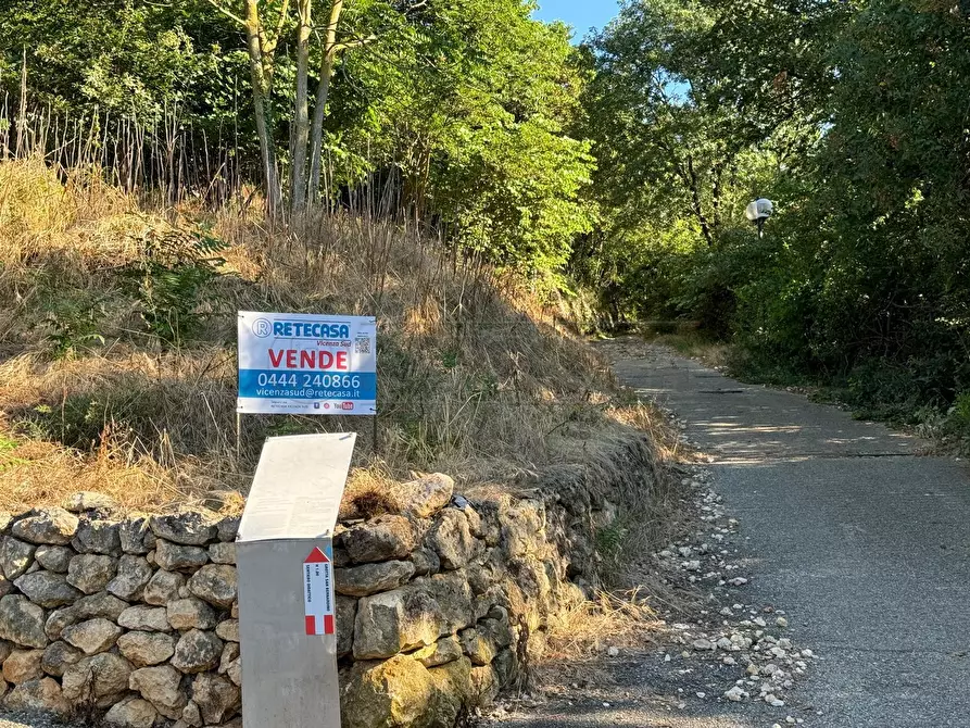 Immagine 1 di Terreno edificabile in vendita  in Via Giuseppe Garibladi a Barbarano Mossano