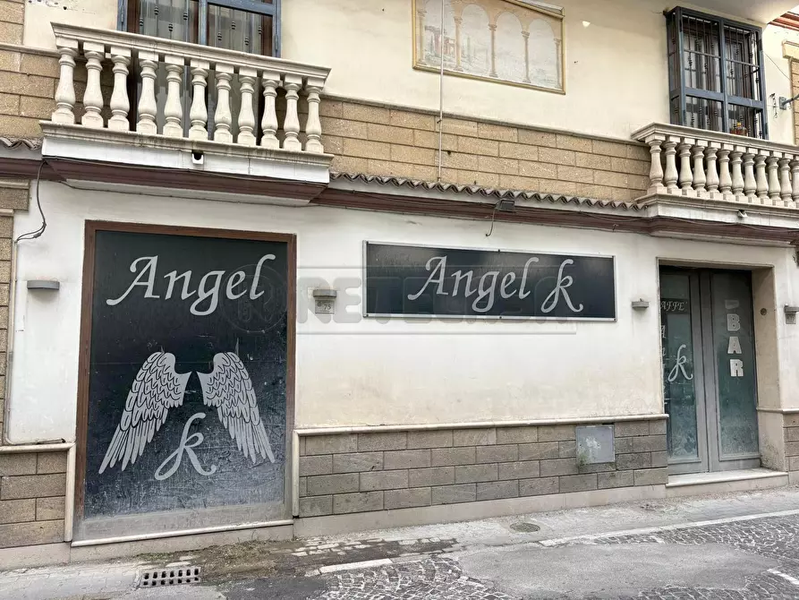 Immagine 2 di Locale commerciale in vendita  in Via Giulio Foglia a Marcianise