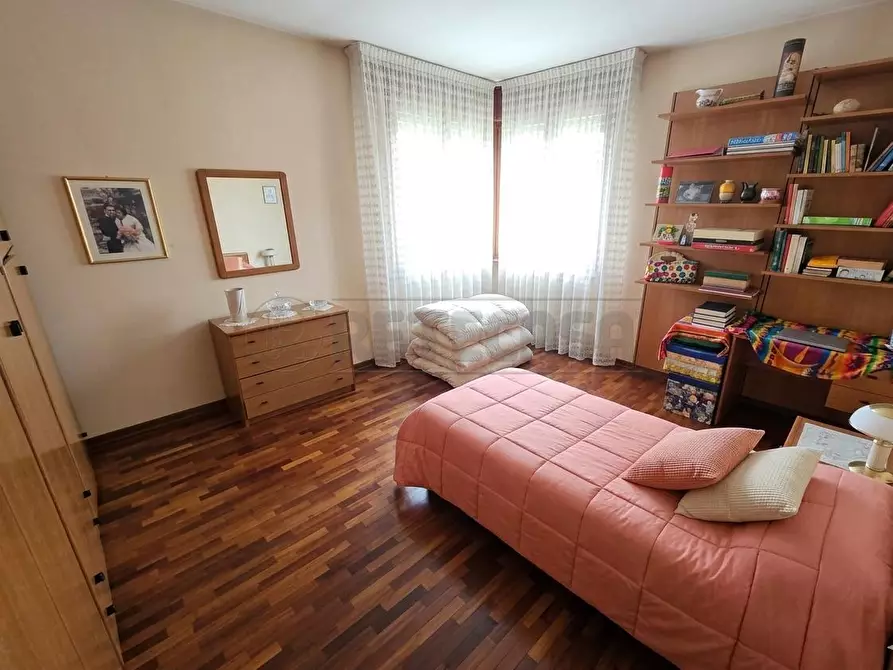 Immagine 6 di Villa in vendita  in Via Camillo Cavour 95 a Arzignano