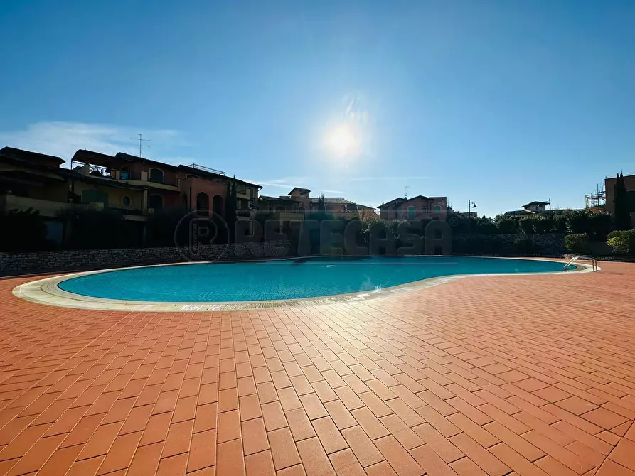 Immagine 42 di Appartamento in affitto  in Via del torchio a Manerba Del Garda