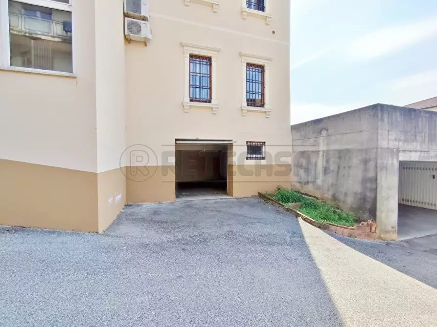 Immagine 5 di Garage in vendita  in Via Veneto 29 a Sarego