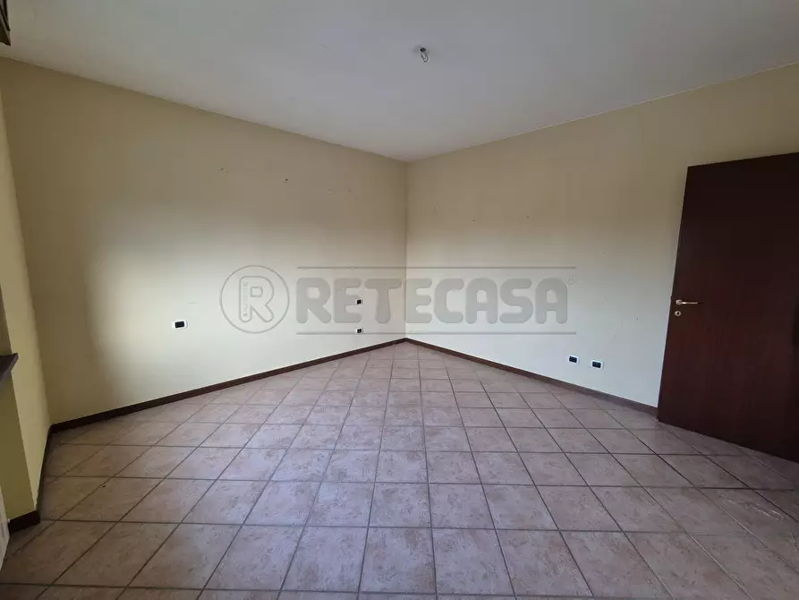 Immagine 8 di Trilocale in vendita  in Via Ostiano a Persico Dosimo