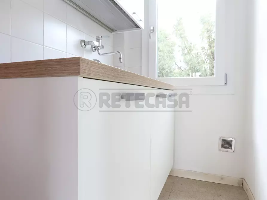 Immagine 12 di Stanza singola in affitto  in corso Padova a Vicenza